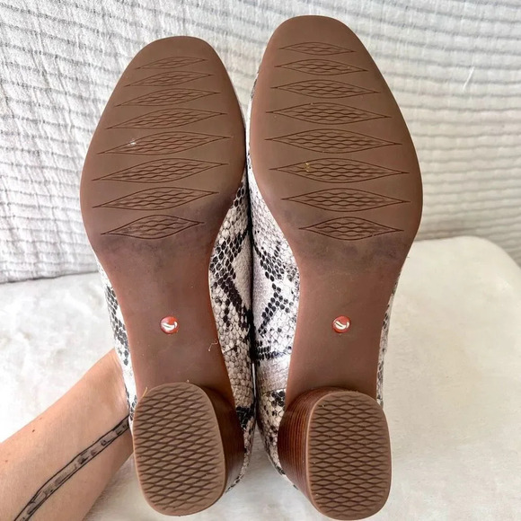 Clarks Womens Beige Snake Print Unstructured Block Heel‎ Pumps Shoes Size 10 - Picture 8 of 11
